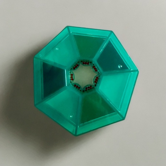 Decoden Pill Case, Labubu Christmas Cute Monsters Weekly Box, Kawaii Handmade - Picture 5 of 5